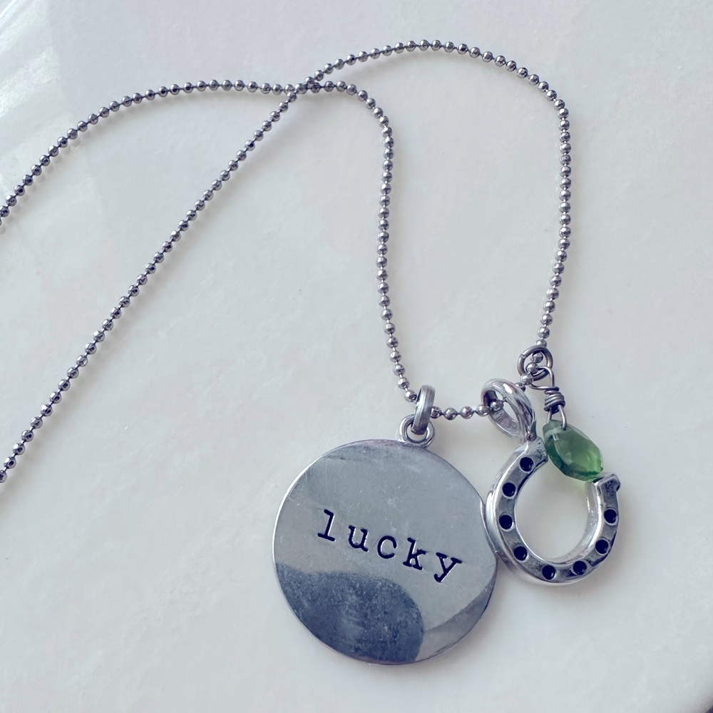 Lucky pendant necklace set ☘️